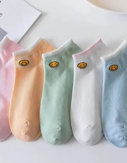 Load image into Gallery viewer, 5 Pairs Womens Socks Lovely Cow Pattern Short Socks Creative Printing Socks Ankle Sock
